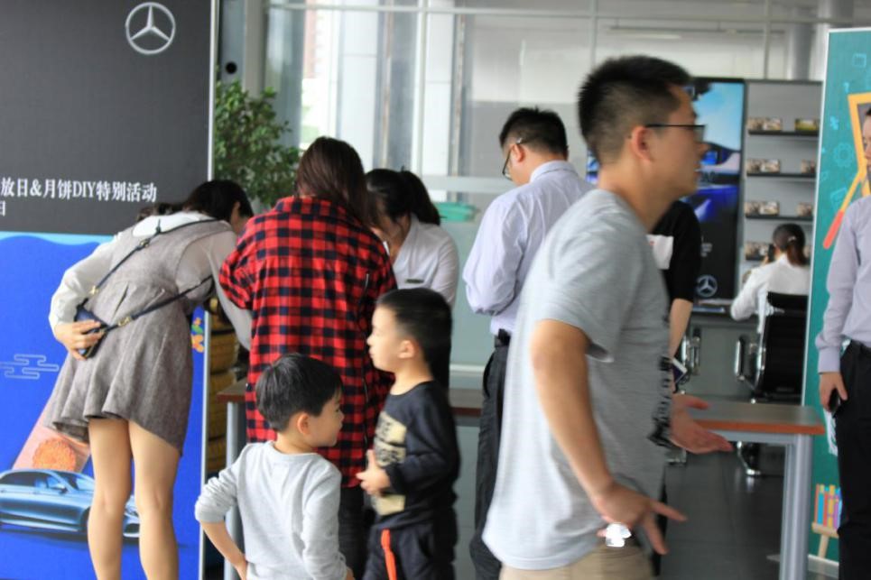 月滿中秋 德陽華星錦業(yè)車間開放日&月餅DIY特別活動圓滿結(jié)束_騰凱融資租賃