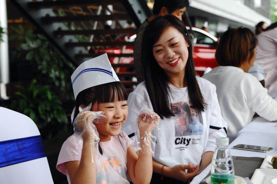 月滿中秋 德陽華星錦業(yè)車間開放日&月餅DIY特別活動圓滿結(jié)束_騰凱融資租賃