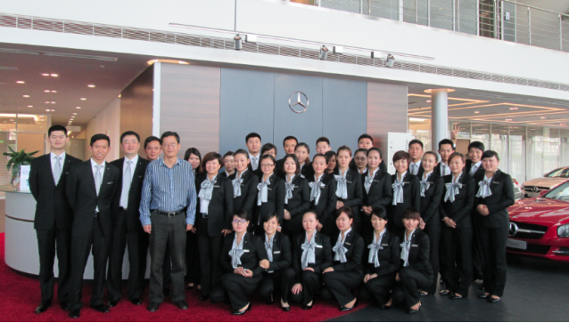 綿陽(yáng)華星錦業(yè)榮獲2015年梅賽德斯-奔馳西區(qū)卓越經(jīng)銷商獎(jiǎng)_騰凱融資租賃