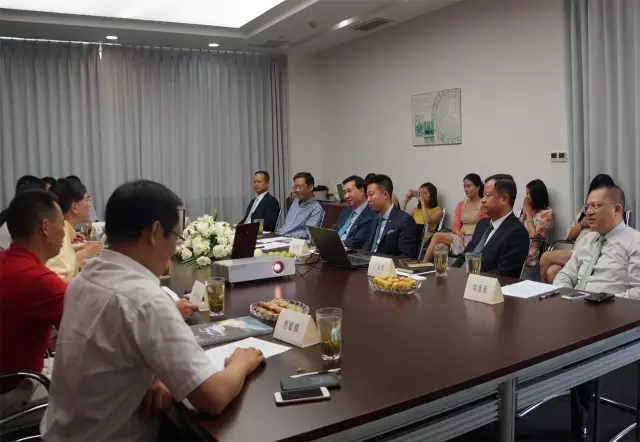 四川華星汽車集團(tuán)旗下華星錦業(yè)集團(tuán)冠名四川大學(xué)120周年校慶系列活動暨第九屆全國名校EMBA網(wǎng)球精英賽冠名簽約儀式隆重舉行_騰凱融資租賃