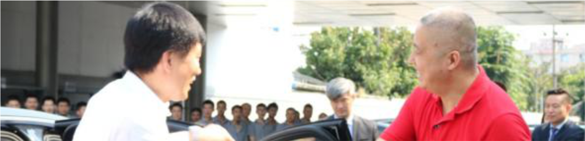 一汽-大眾奧迪銷售事業(yè)部執(zhí)行副總經(jīng)理荊青春先生到訪四川華星名仕奧迪_騰凱融資租賃